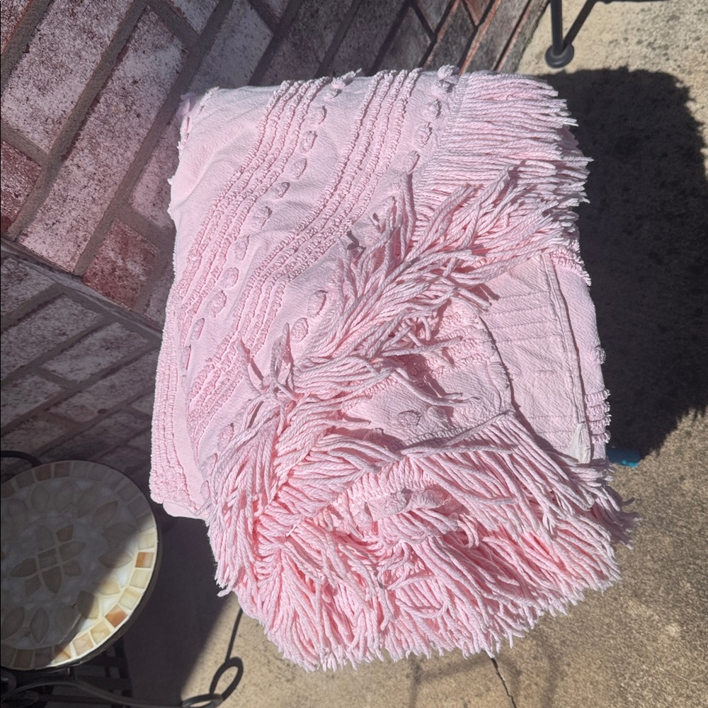 Light Pink Chenille Cabin Crafts Vintage APP 75” x 50” Full Size Bedspread EUC